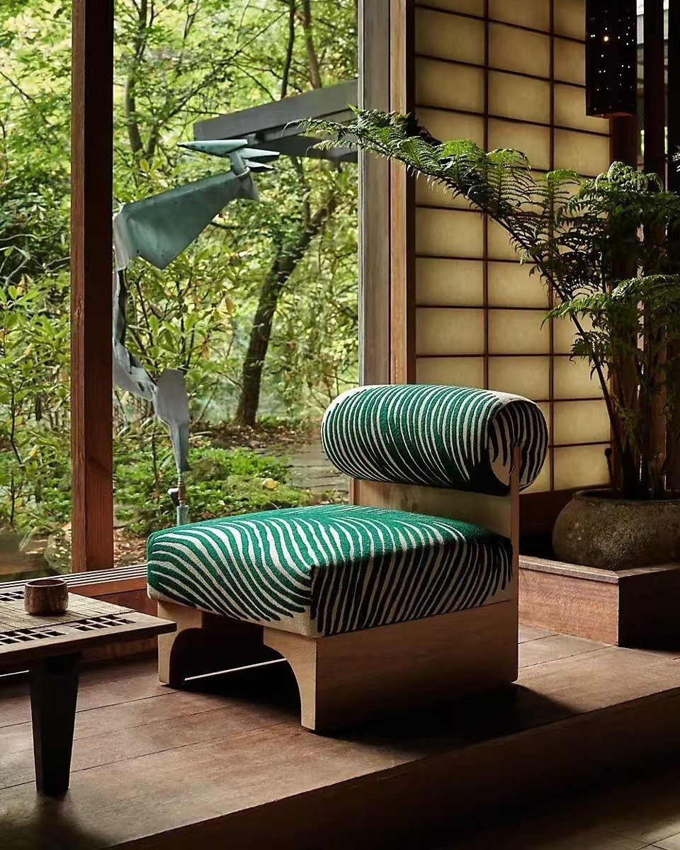 Sadic Chair 05 V2 Sadic Wooden Accent Chair